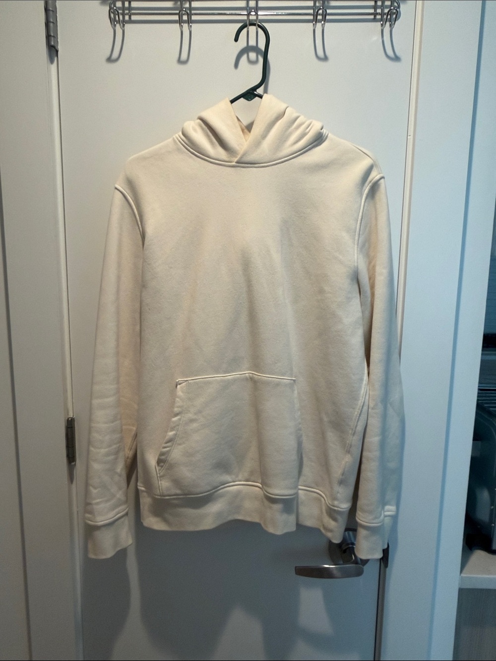 GAP Men's Cream Hooded Sweatshirt with Kangaroo Pocket